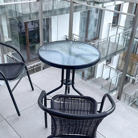 Comfortable 1-Room Apartment Close To The Center Варшава Екстер'єр фото