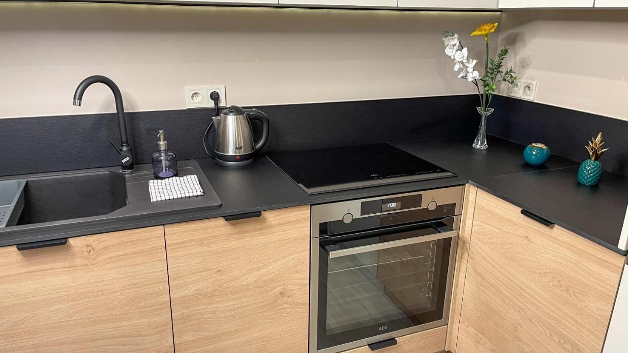 Comfortable 1-Room Apartment Close To The Center Варшава Екстер'єр фото