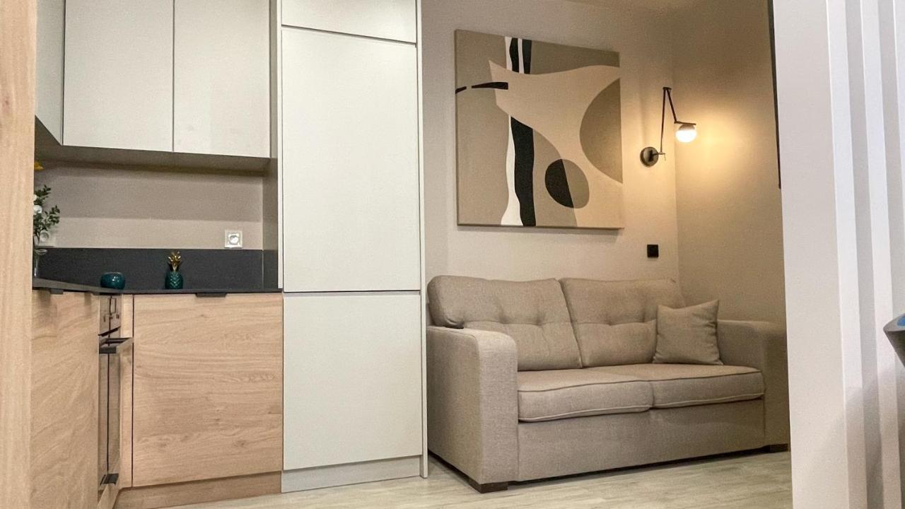 Comfortable 1-Room Apartment Close To The Center Варшава Екстер'єр фото